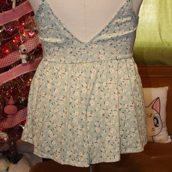 Forever 21 Mint and Daisies ditsy cottagecore Romper - Picture 5 of 8